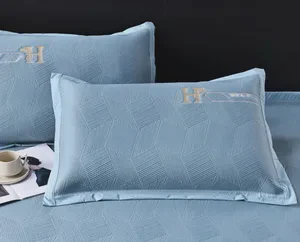 End-Of-Line Clearance Lot: Blanket Throw HT-750 - 1,800 pcs available