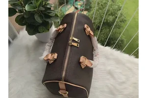 Customer Return Lot: Nylon Waist Bag AP-596 - 5,000 pcs available