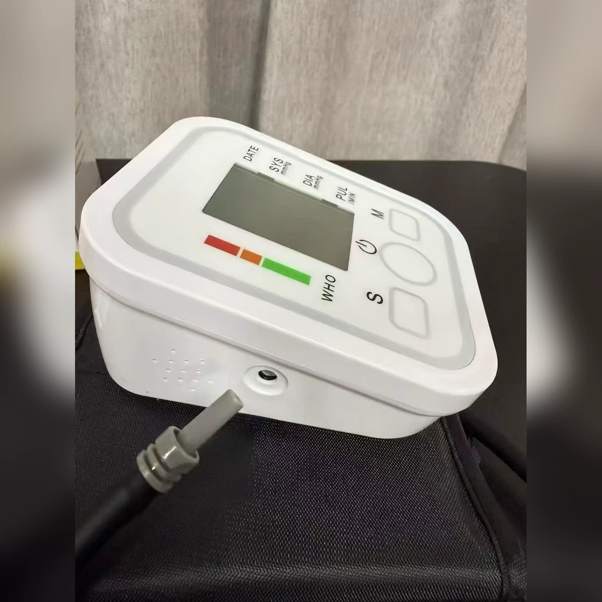 臂式电子血压计 家用全自动测量 高清大屏 现货